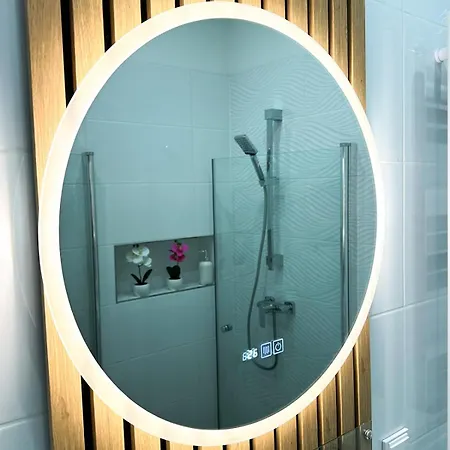 Vibe S31 Apartman ,Ac,Free Parking Szekesfehervar Exterior photo