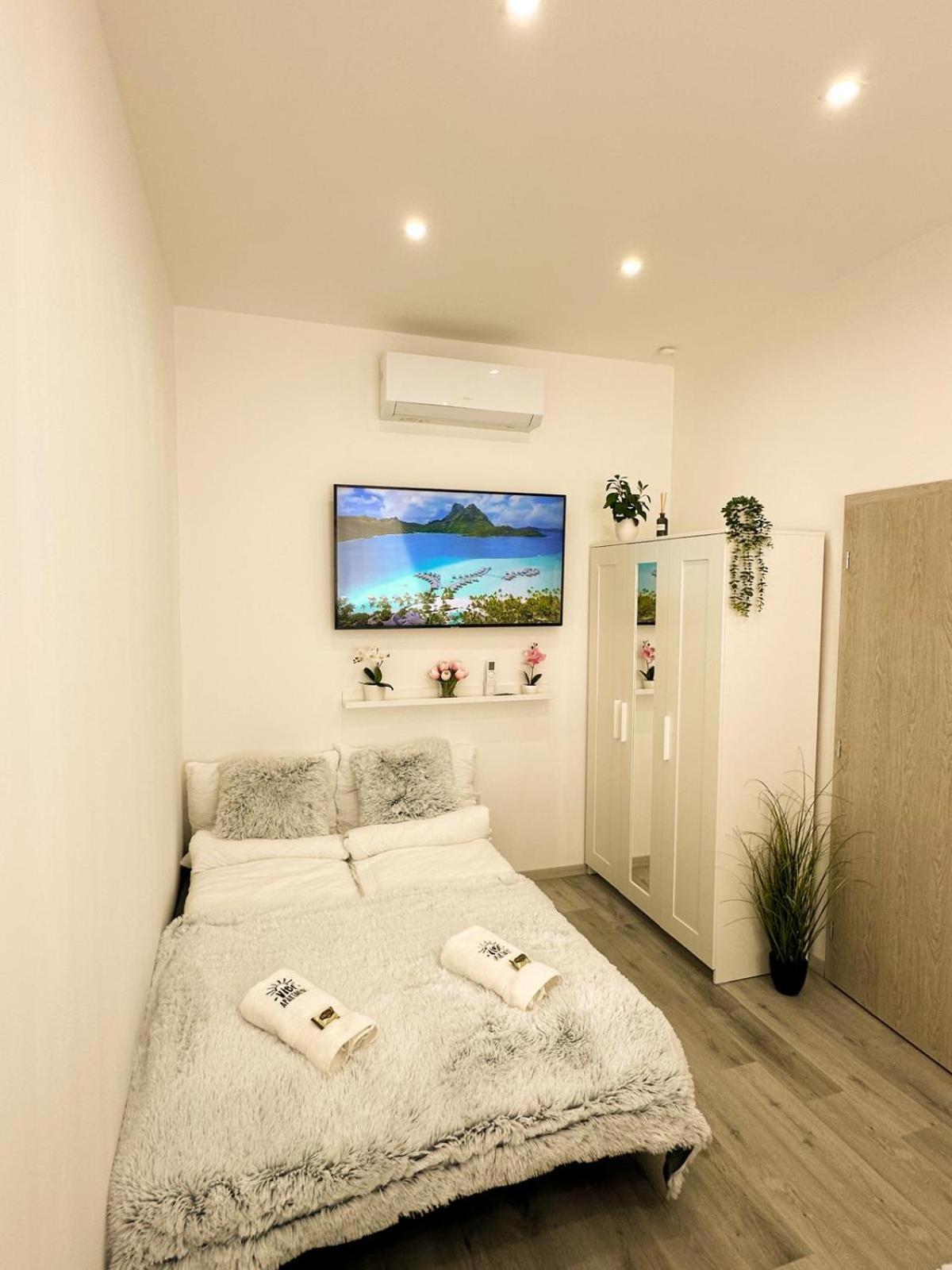 Апартаменти Vibe S31 ,ac,free Parking